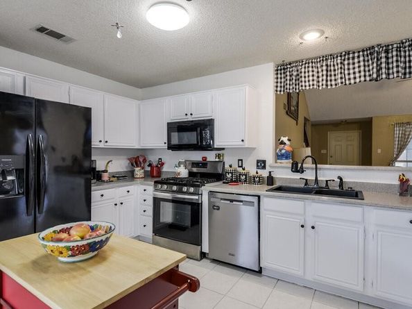 2813  White Oak Drive , Grand Prairie Texas 75052