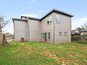 2705  12th Street , Fort Worth Texas 76111