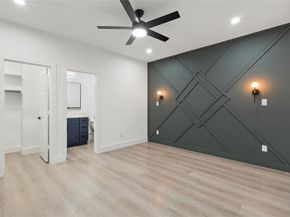 6112  Carlton Garret Street , Dallas Texas 75215