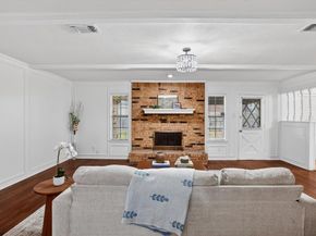 2132  Sandy Lane , Irving Texas 75060
