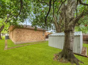 1240  Tosch Lane , Mesquite Texas 75149