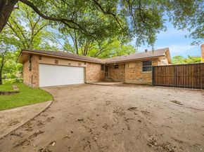 1240  Tosch Lane , Mesquite Texas 75149