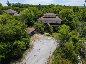 2900  Robinson Road , Denton Texas 76210