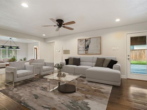 10950  Scotsmeadow Drive , Dallas Texas 75218