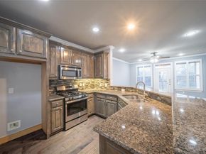 500  Waters Edge Drive  214, Lake Dallas Texas 75065