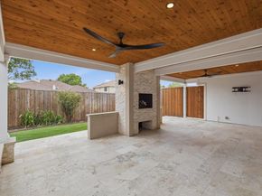 1304  Black Oak Drive , Carrollton Texas 75007