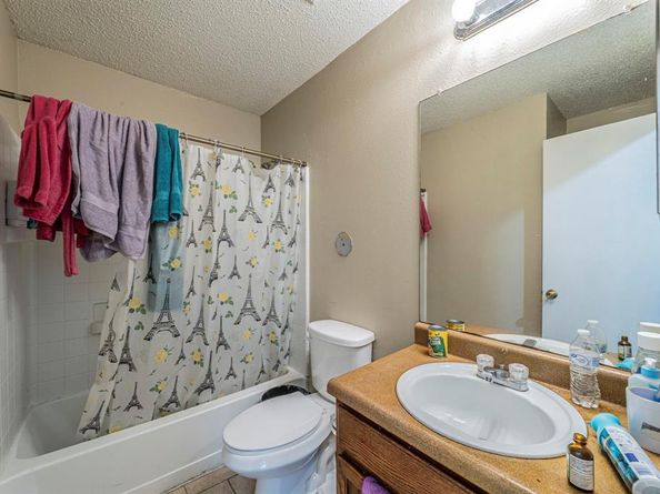 6039  Blunter Street , Dallas Texas 75241