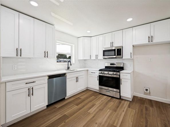 1712  Milner Road , Irving Texas 75061