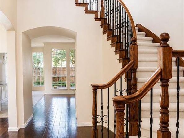 8317  Victoria Lane , Lantana Texas 76226