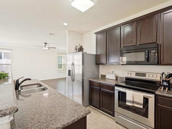 920  King George Lane , Savannah Texas 76227