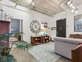 1122  Jackson Street  820, Dallas Texas 75202