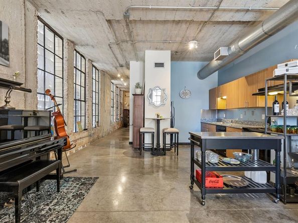 1122  Jackson Street  820, Dallas Texas 75202