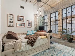 1122  Jackson Street  820, Dallas Texas 75202