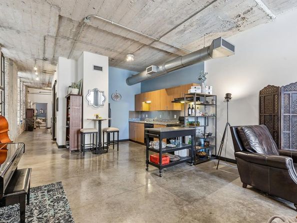 1122  Jackson Street  820, Dallas Texas 75202