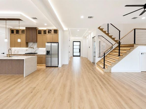 3114  Conroe Street , Dallas Texas 75212