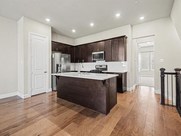 315  Ferndale Street , Lewisville Texas 75056
