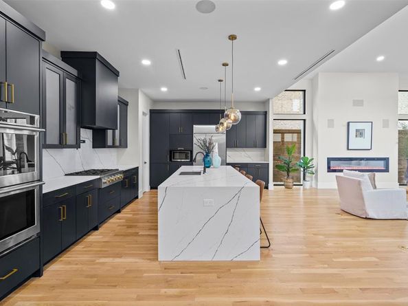 7210  Robin Road , Dallas Texas 75209