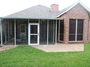 1712  Villa Court , Corinth Texas 76210