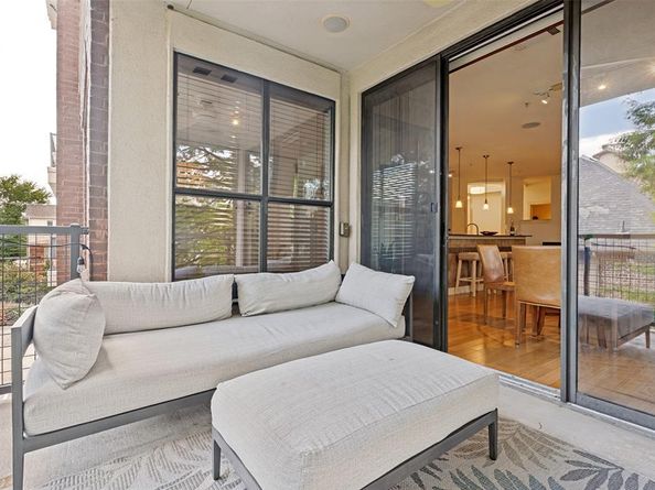 4333  Gilbert Avenue  219, Dallas Texas 75219