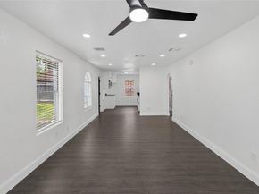 3220  Illinois Avenue , Fort Worth Texas 76110