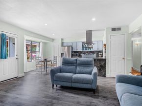 7513  Castillo Road , Fort Worth Texas 76112