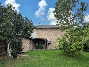 4210  Glistening Springs , Rowlett Texas 75088