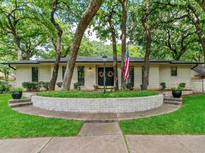 1800  Holm Oak Street , Arlington Texas 76012