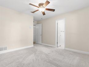1800  Holm Oak Street , Arlington Texas 76012
