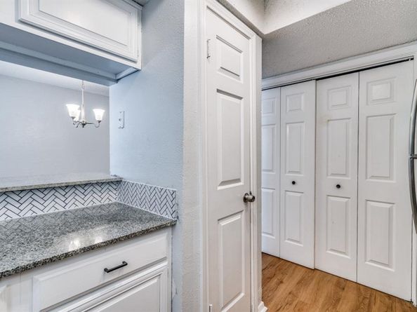 3635  Garden Brook Drive  10100, Farmers Branch Texas 75234