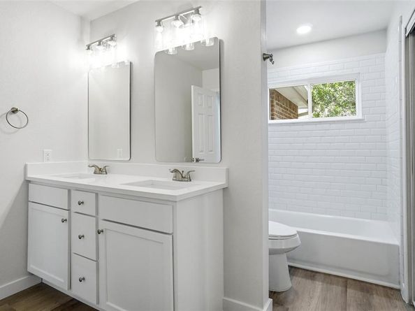 300  Lamesa Court , Irving Texas 75063