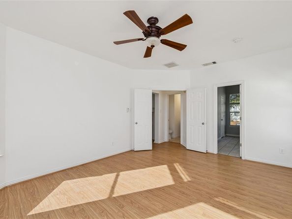 10110  Lakeview Drive , Providence Village Texas 76227