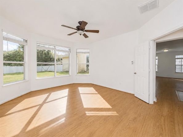 10110  Lakeview Drive , Providence Village Texas 76227