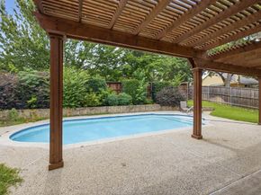 917  Water Oak Drive , Grapevine Texas 76051