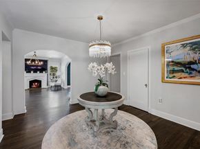 5621  Mccommas Boulevard , Dallas Texas 75206