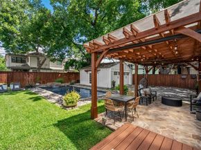 5621  Mccommas Boulevard , Dallas Texas 75206