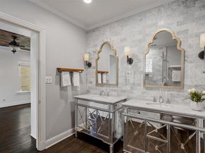 5621  Mccommas Boulevard , Dallas Texas 75206