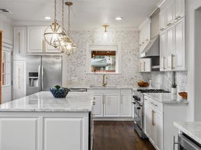 5621  Mccommas Boulevard , Dallas Texas 75206