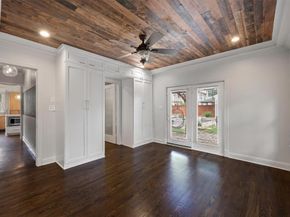 5621  Mccommas Boulevard , Dallas Texas 75206