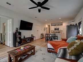 2823  Farragut Street , Dallas Texas 75215