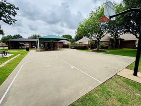 3841  Centenary Drive , Denton Texas 76210