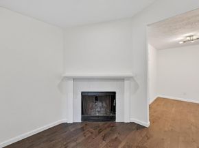 428  Dollins Street , Cedar Hill Texas 75104