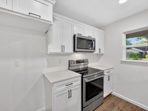 428  Dollins Street , Cedar Hill Texas 75104