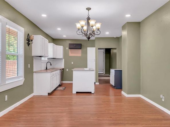 1315 E ARLINGTON Avenue , Fort Worth Texas 76104