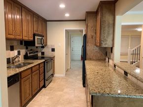 6949  Helsem Way  131, Dallas Texas 75230
