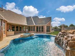 4304  Tree House Lane , Corinth Texas 76208