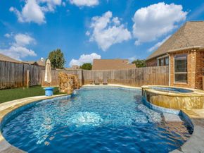 4304  Tree House Lane , Corinth Texas 76208