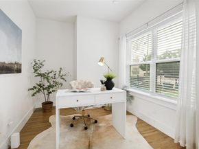 1719  Caddo Street  101, Dallas Texas 75204
