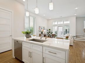 1719  Caddo Street  101, Dallas Texas 75204