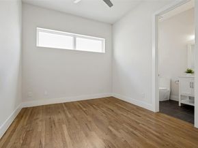 1719  Caddo Street  101, Dallas Texas 75204