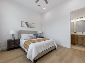 2925  Spruce Valley Lane  306, Dallas Texas 75233